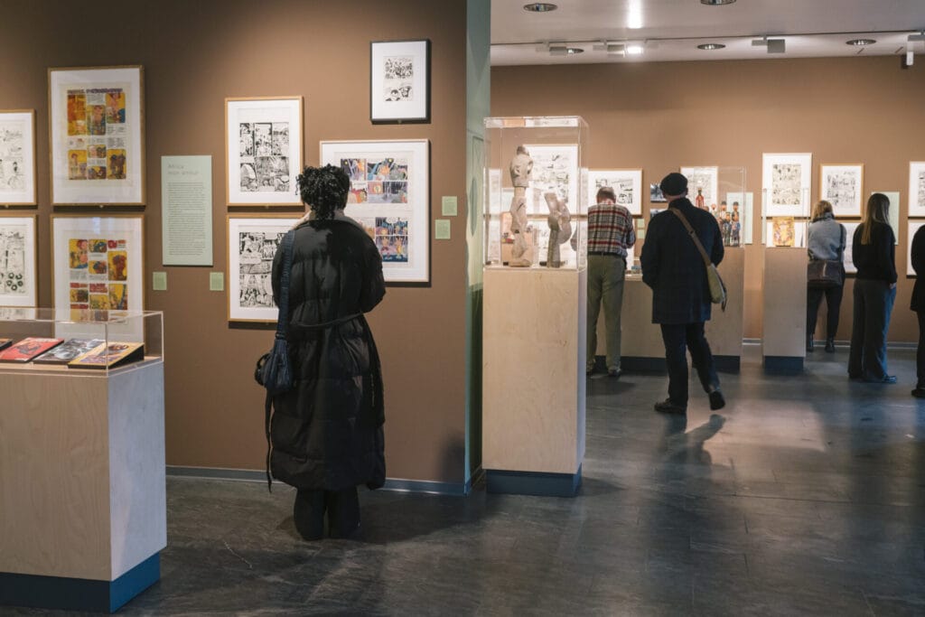 Blick in die Ausstellung "Black Comics - Vom Kolonialismus zum Black Panther"