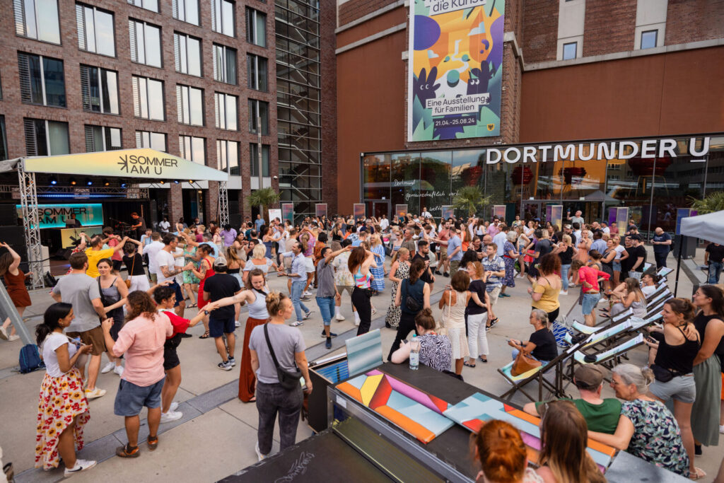 Salsa Party beim Sommer am U