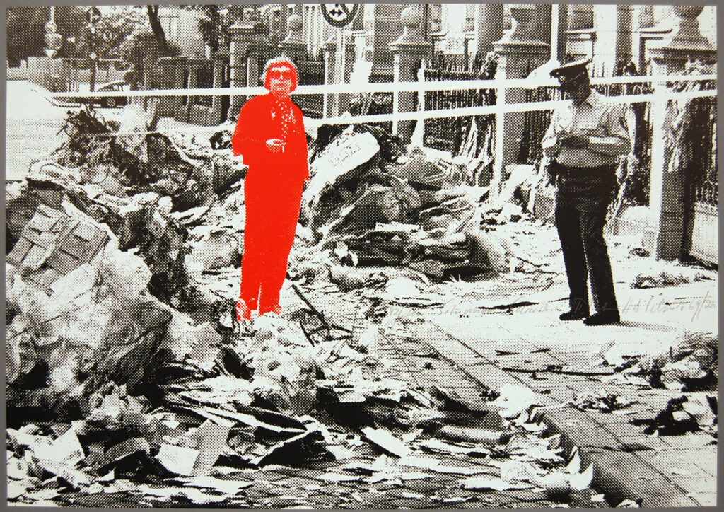 Bei HA Schults Aktion "Situation Schackstraße" (1969) wurden mehrere Tonnen Abfall auf eine Münchner Straße gekippt, um das vermeintlich „saubere“ Stadtbild radikal zu stören.