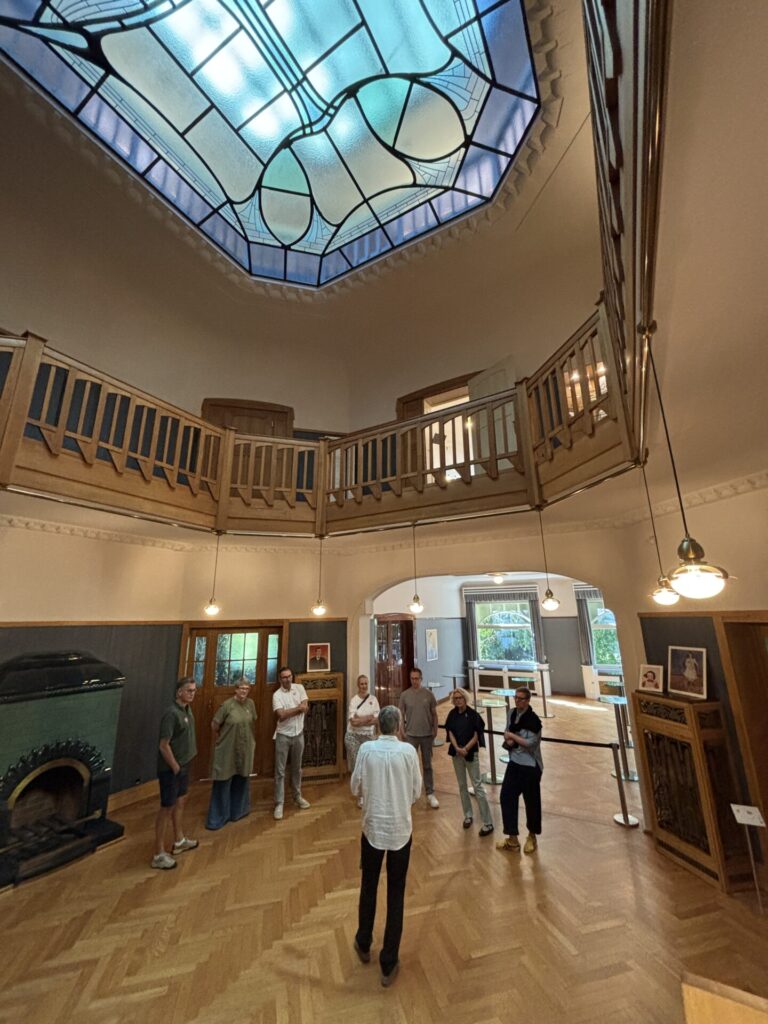 Die Freunde des MO in der Fabrikanten Villa Esche in Chemnitz.