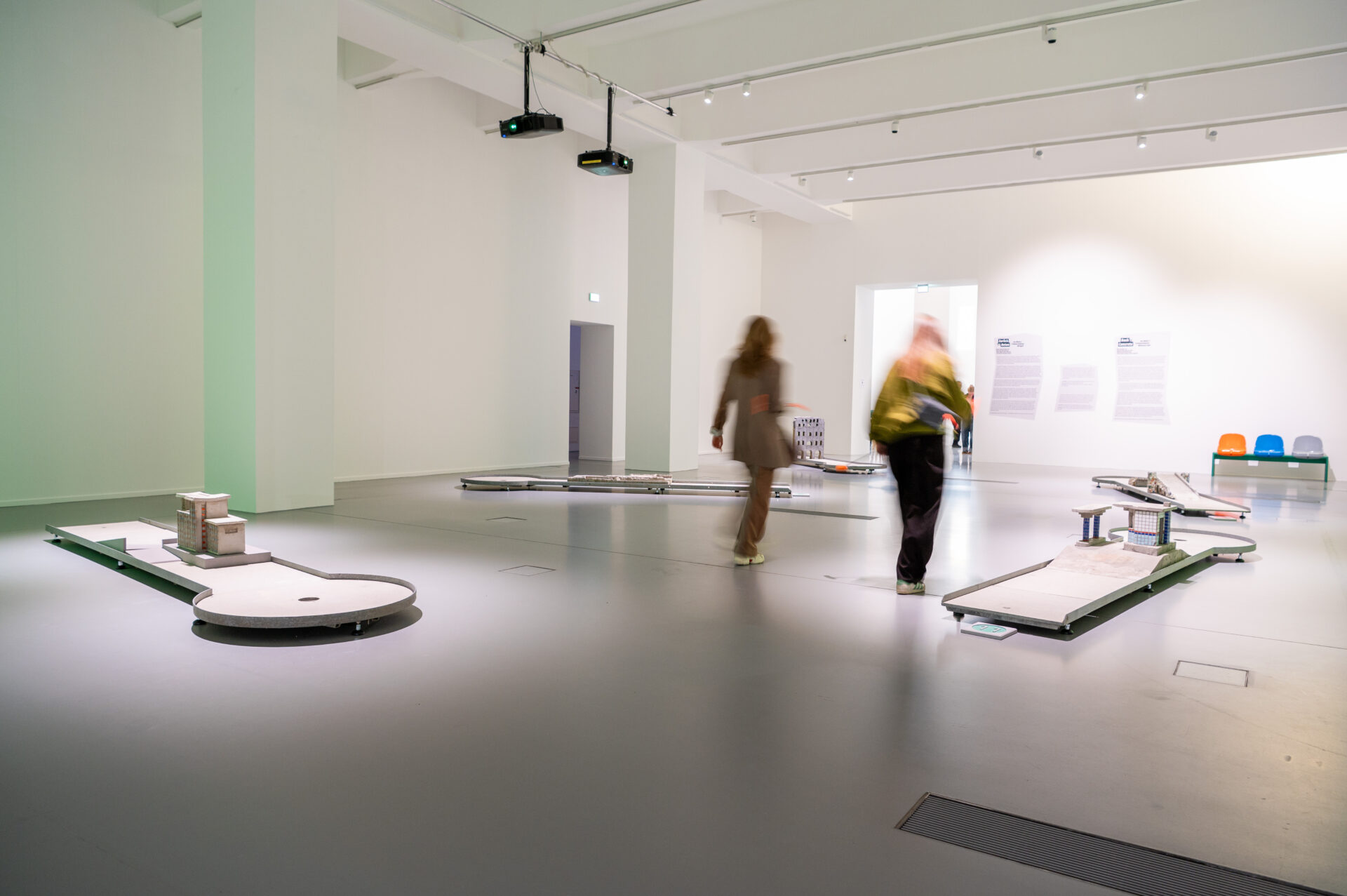 12 Bahnen laden zum Spielen und Entdecken ein.