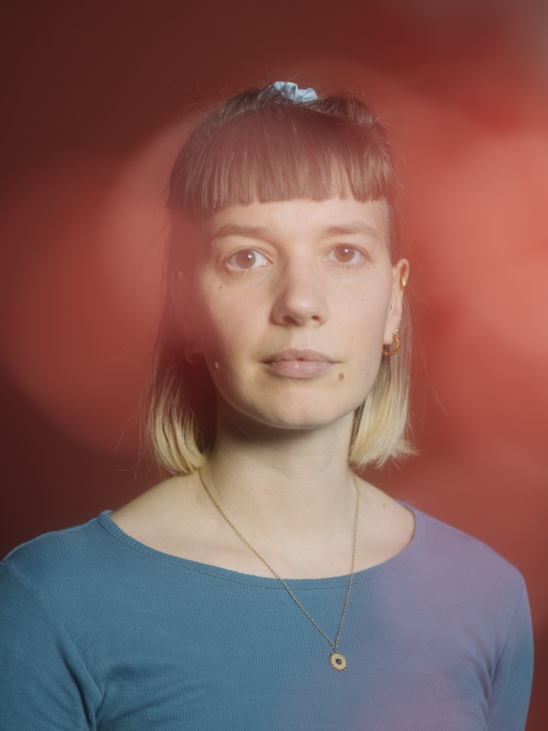 Portraitfoto von der Fotografin Katharina Kemme.