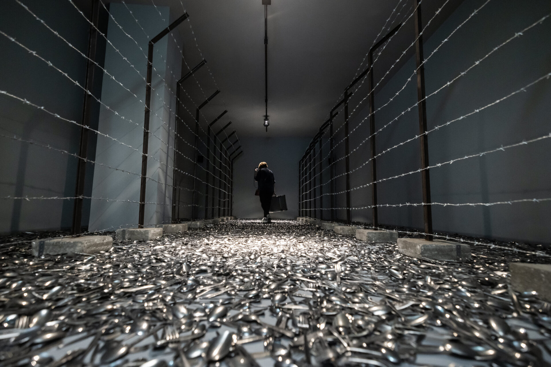 Installationsansicht von Wolf Vostells Werk 